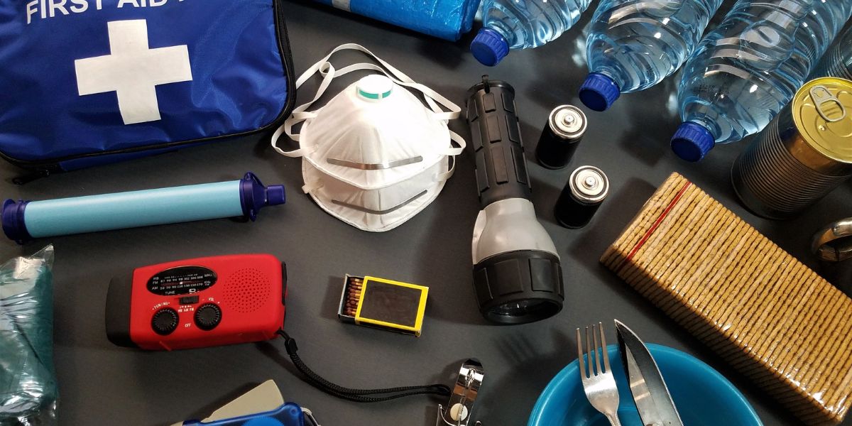 How to Make Sure Your Emergency Kit Is Ready for a Power Outage in LA